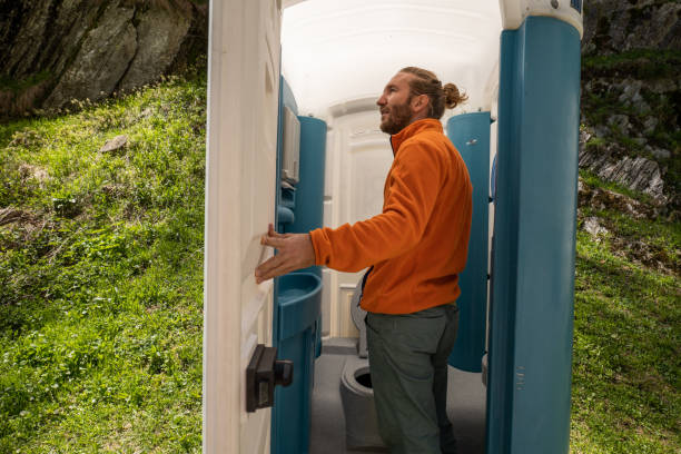 Best Portable bathroom rental  in Riverdale, IL